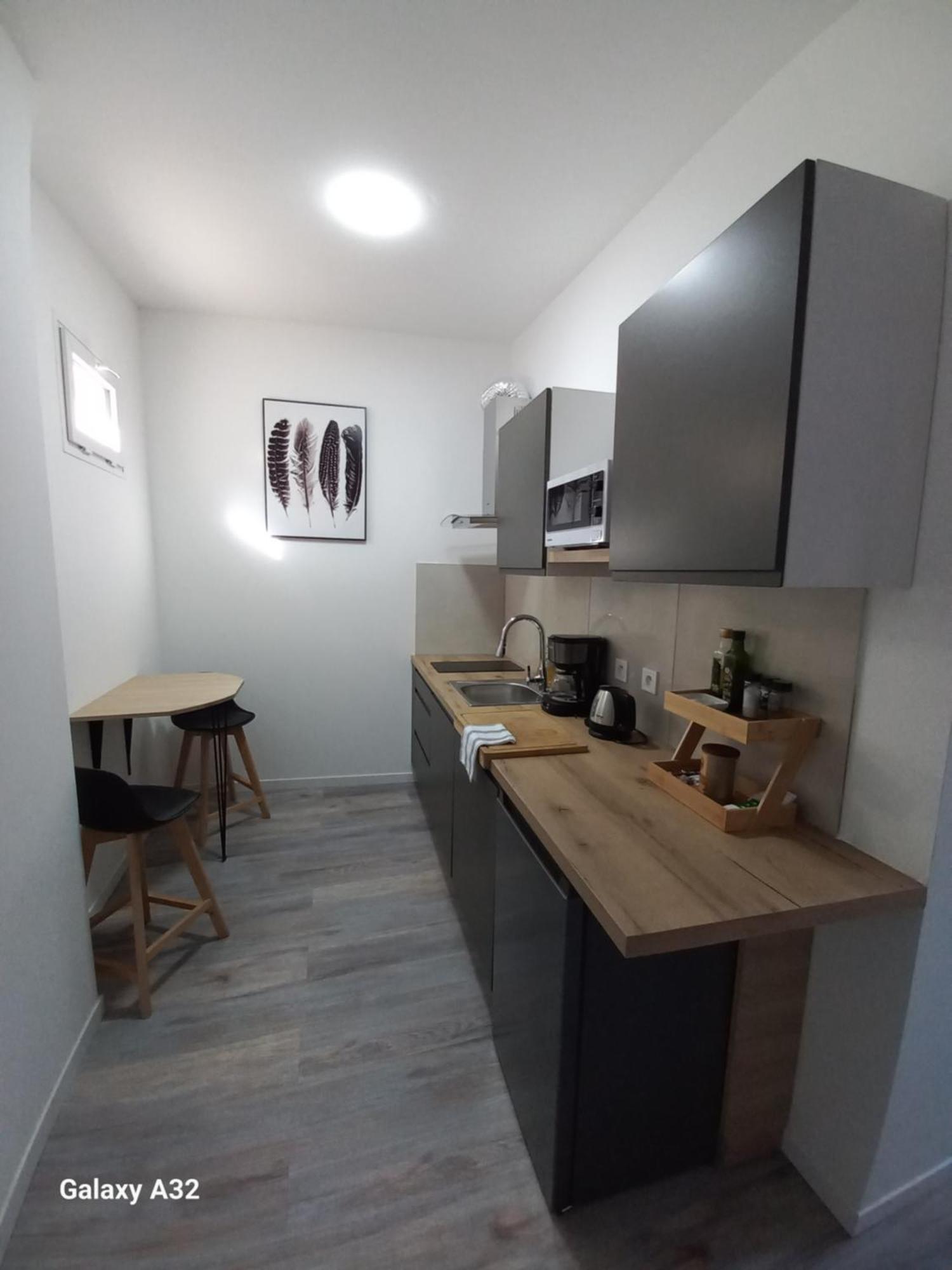 Rhone Studio Viviers Buitenkant foto